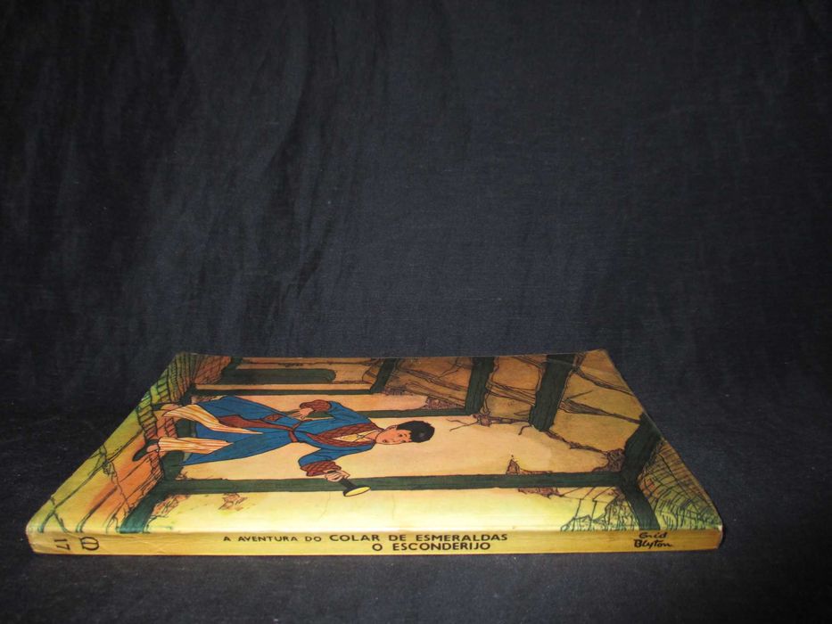 Livro A Aventura do Colar de Esmeraldas O Esconderijo Enid Blyton