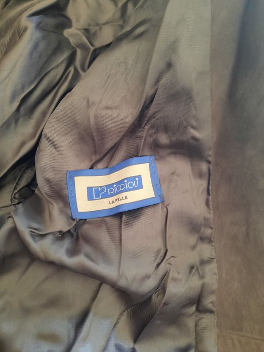 Casaco em pele castanho