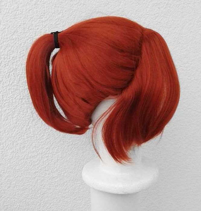 Maelle Clair Obscur Expedition 33 ruda peruka z kitką cosplay wig