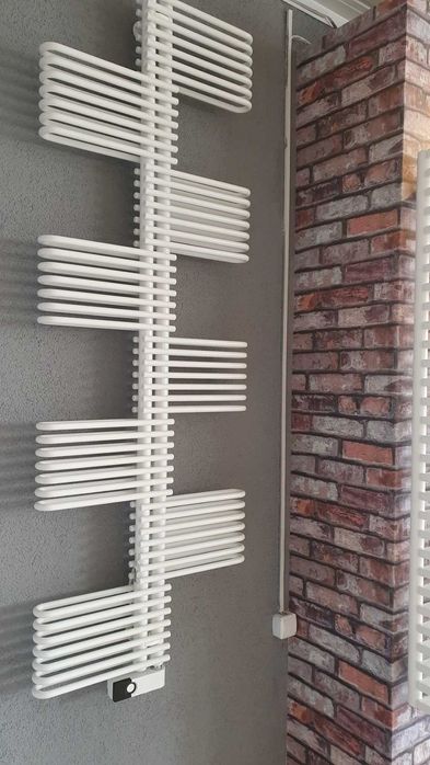 Рушникосушки комбіновані / електричні / водяні