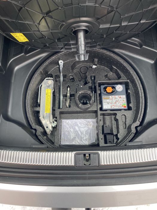 Audi  a4 b7  1.6 mрі бензин 2008р