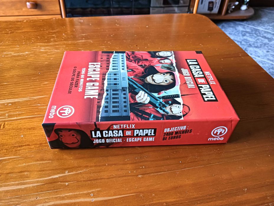 Jogo Tabuleiro Oficial da Netflix - La Casa de Papel