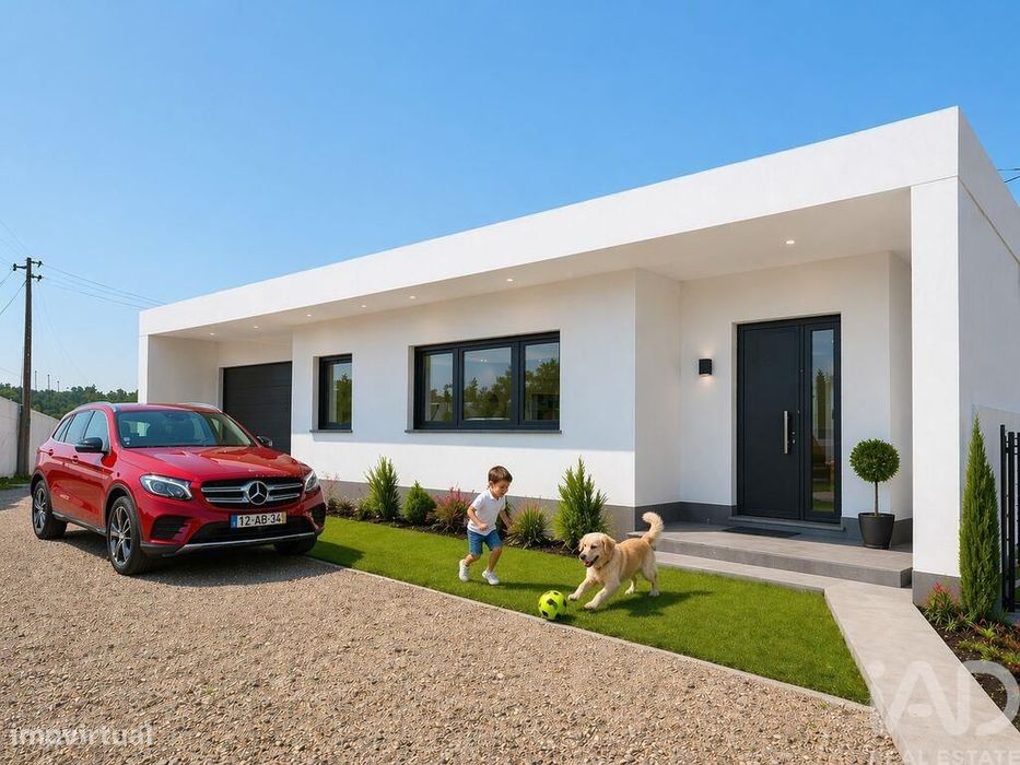 Casa / Villa T3 em Salir de Matos de 190,00 m2
