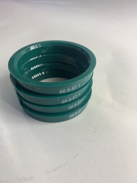 Кольцо центровочное проставочное 66,6 / 57,1 для легкосплавных дисков.