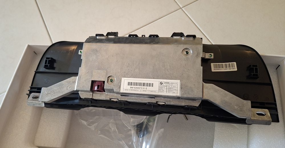 Display para BMW 520D F11 pequeno