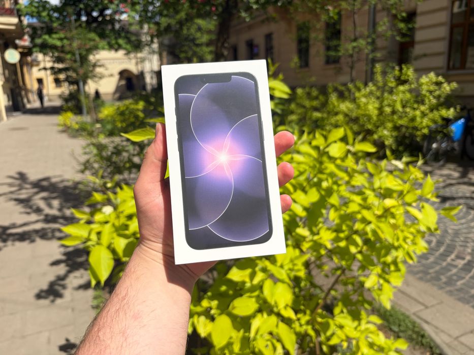 New iPhone 17e 256GB esim магазин iStory