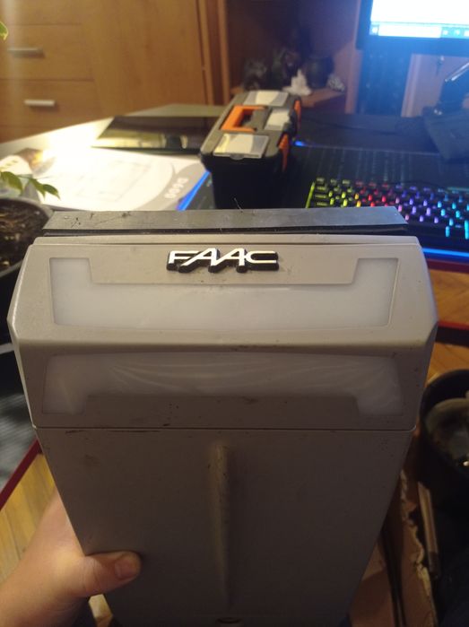 Napęd sufitowy do bramy garażowej