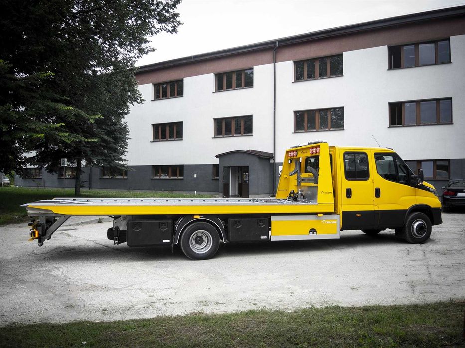 POMOC DROGOWA WARSZAWA 24h – holowanie / laweta / dojazd 15 min. TANIO