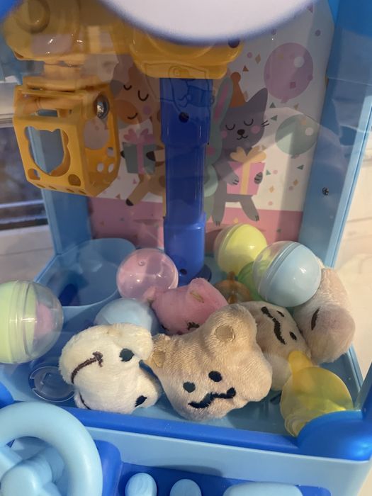 Іграшковий автомат. Кран машина. Стіч