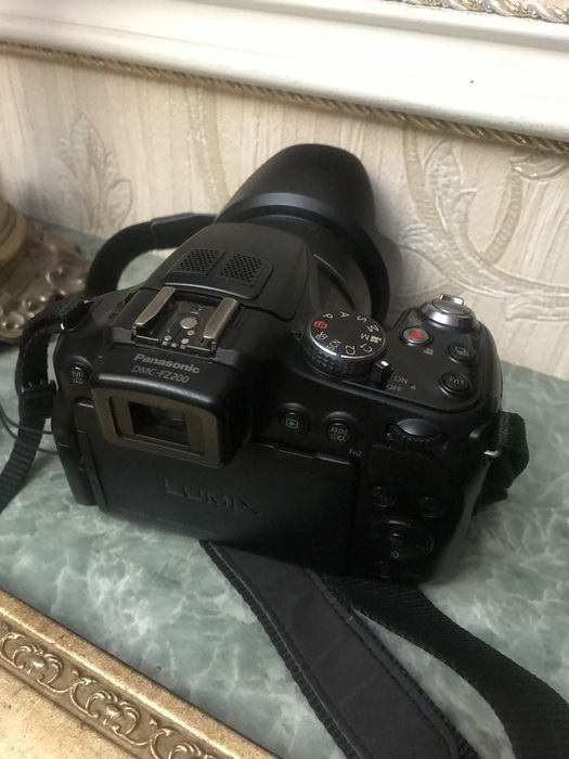 Фотокамера Panasonic DMC-FZ200
