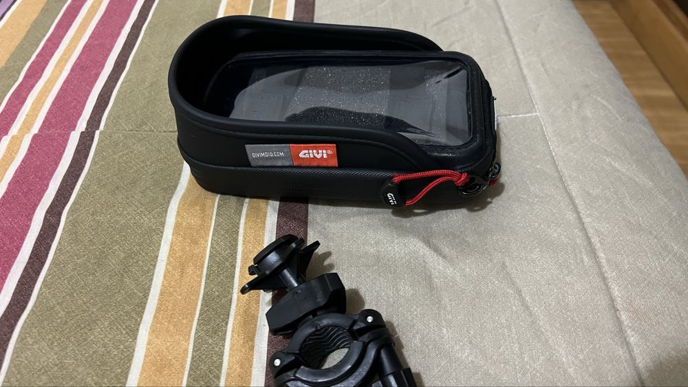 Suporte telemovel GIVI empermeavel