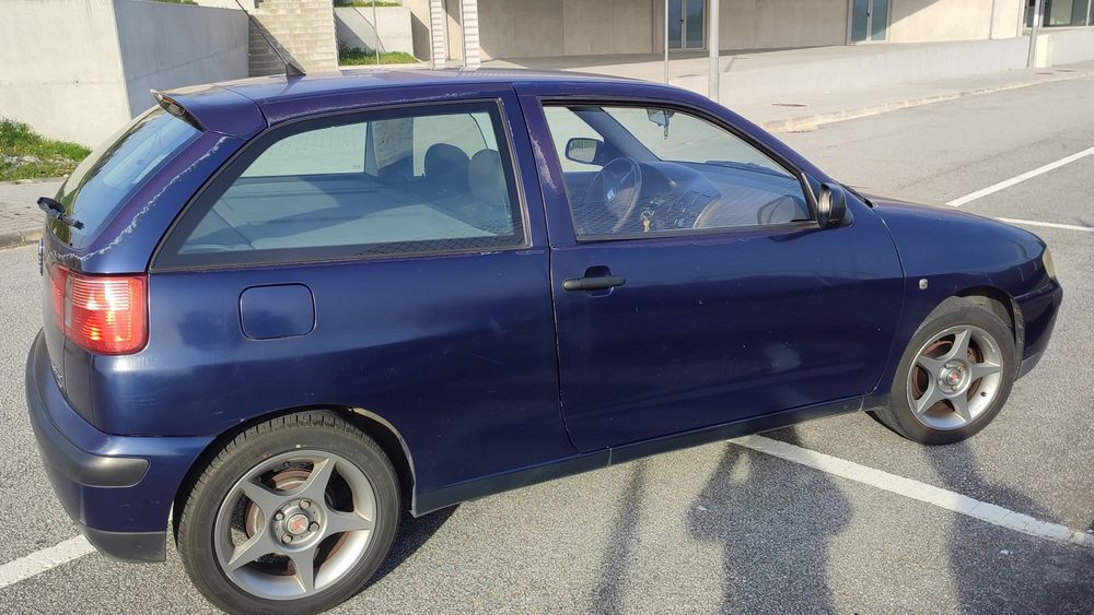 SEAT Ibiza 6k3 SDI ( comercial)