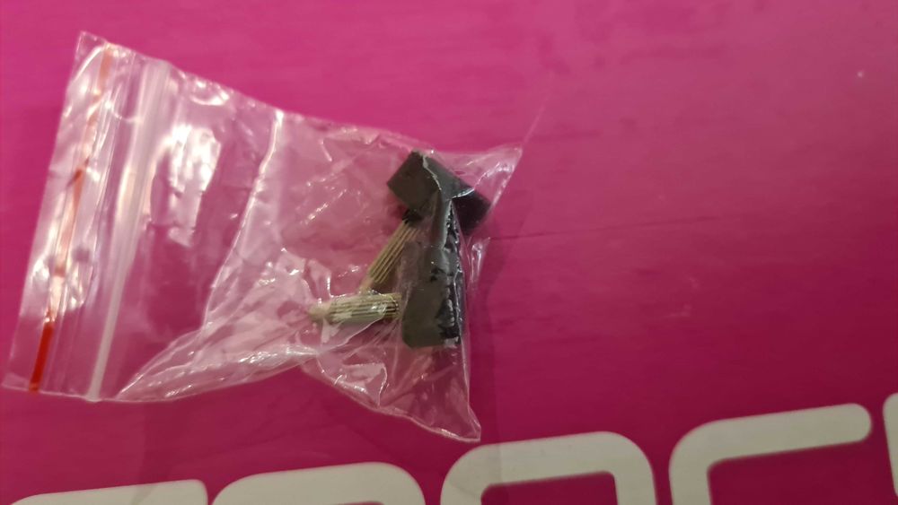 Sapatos de Salto Alto Fornarina Preto - Tam. 37