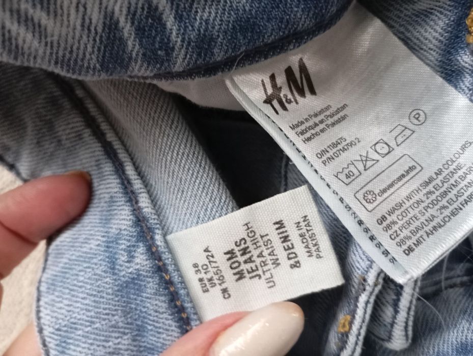 H&M 38r.Mom Fit Ultra High Ankle Jeans Jasnoniebieski denim