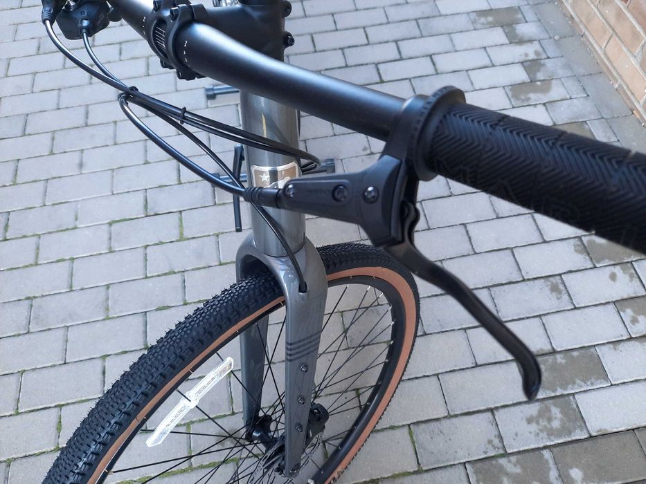 Nowy Rower Marin DSX 1 L szary gravel flat bar