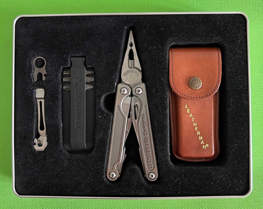 Мультитул Leatherman Charge TTI Damascus Blades