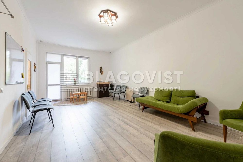 117м2 3 к квартира Князів Острозських Мирного Гусовського Резницька