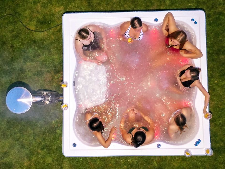 Balia basen jacuzzi ogrodowe spa hit bania