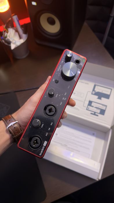 Focusrite 4i4 scar