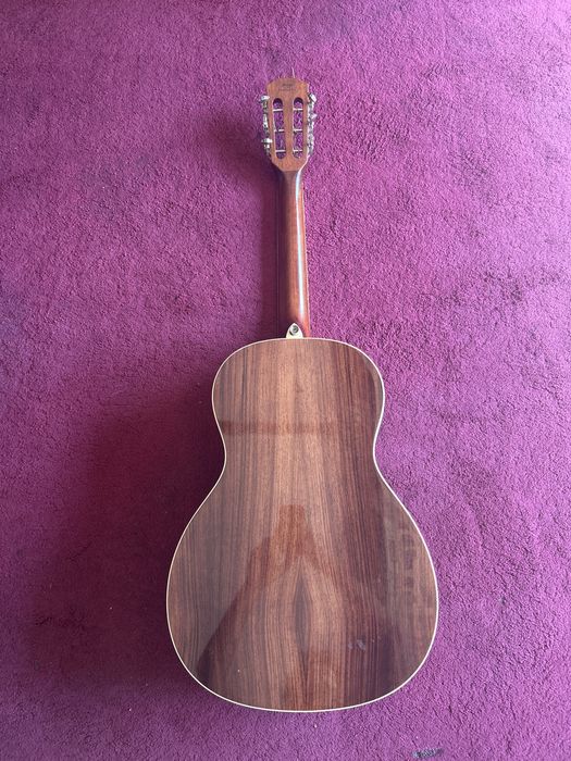 Guitarra Semi-Acustica Alvarez AP70E