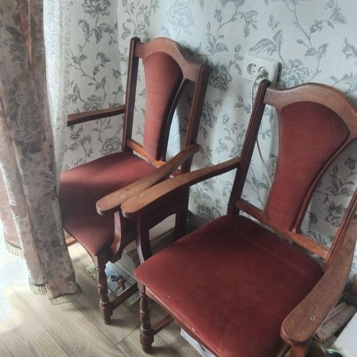 Стулья натуральное дерево