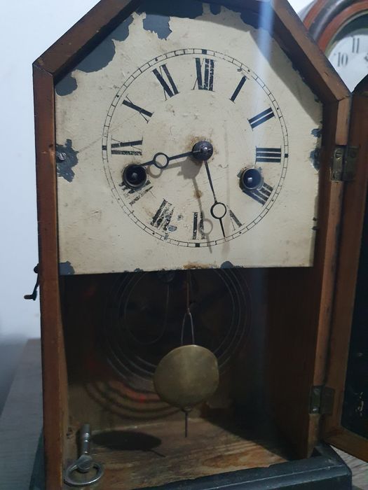 Relógio de mesa / parede marca Junghans