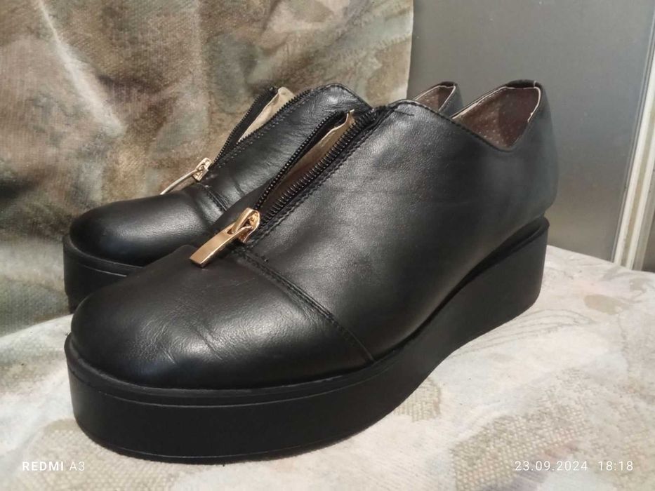 Шкіряні туфлі 38р-р
