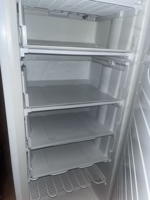 Морозильна камера ATLANT M-7184-100 (МКШ-240) — 240 л,