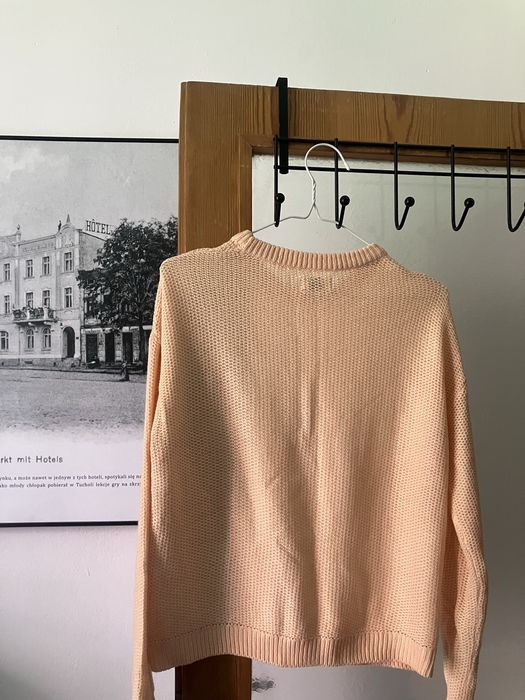 Sweter damski Cropp dzianina brzoskwiniowy roz.M