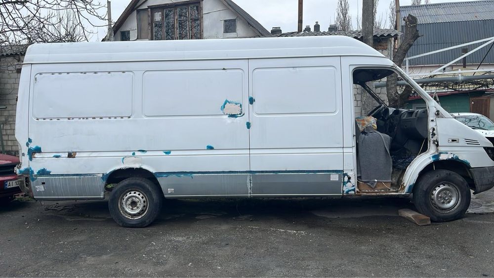 Продам sprinter під ремонт