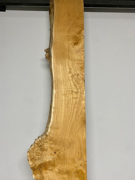 Tábua Única de Castanheiro – Peça Exclusiva