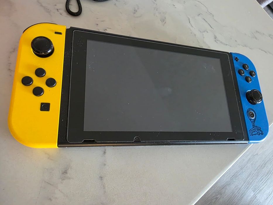 Nintendo Switch Fortnite + acessórios e jogos