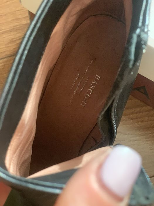 Продам , шкіряні , розмір 35