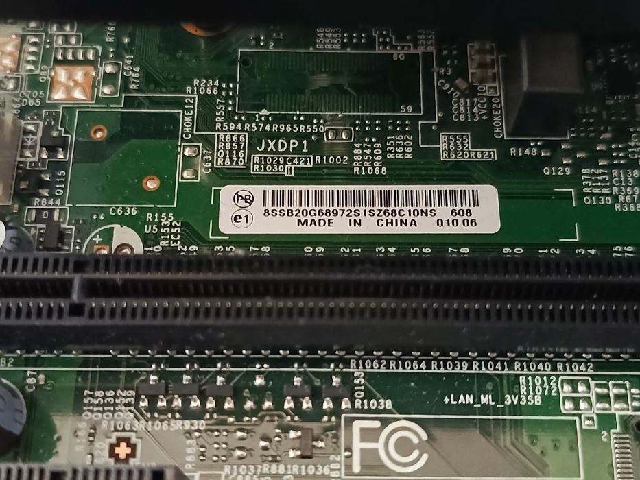 Lenovo thinkcentre m700