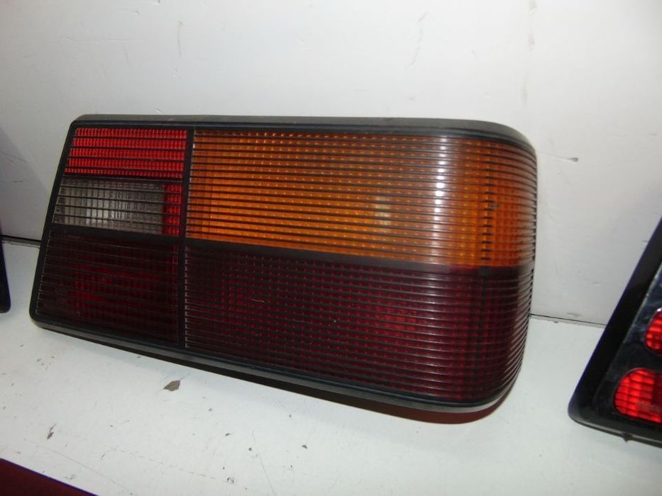 ford orion farolins traseiros