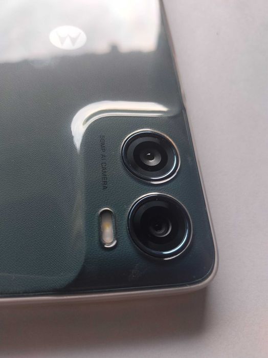 Motorola Moto G06 dentro da garantia