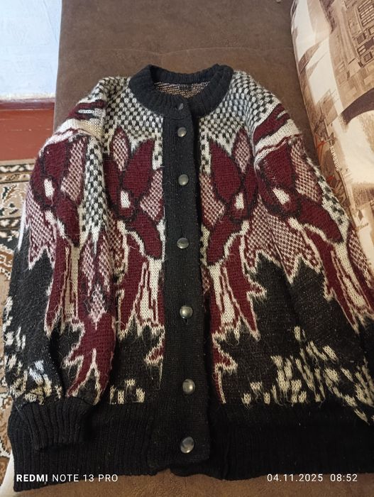 Кофта для бабусі