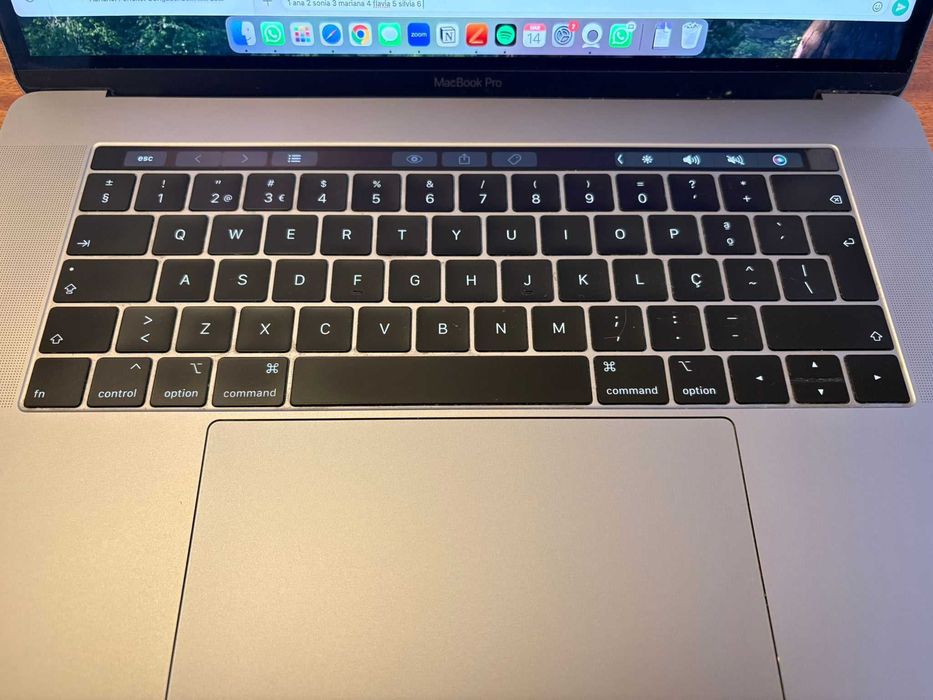 macbook pro 15' 2019 intel i7 2,6 GHz 16gb 256gb