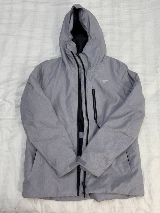 Сноубордический, лыжный костюм