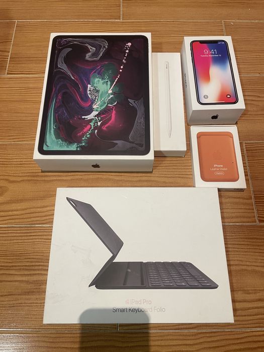 Caixas para iMac, iPad e iPhone.