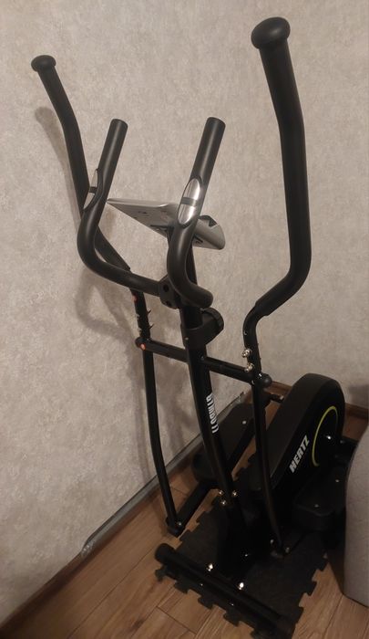 Orbitrek hertz fitness