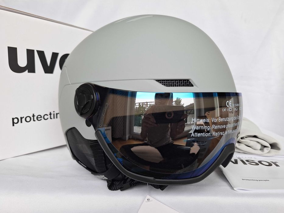 Kask narciarski Uvex Wanted Visor Rhino Mat L 58-61cm