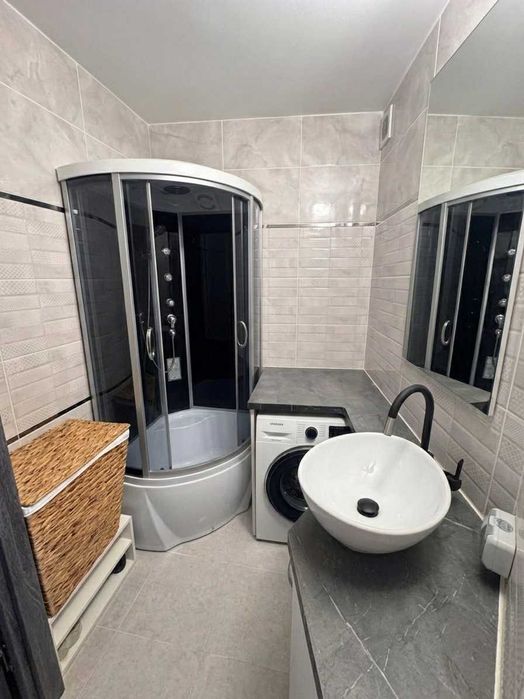 Продаж! 1но кімнатна квартира в сучасному ремонті.