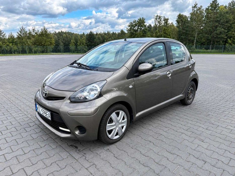 Toyota Aygo 1.0 benzyna | 2013 |
