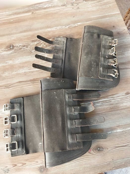 Caneleiras de equitação