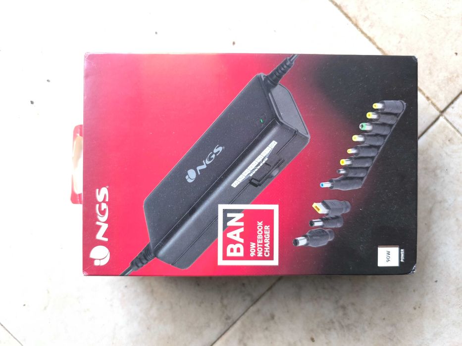 carregador universal manual 90W - 11 conectores