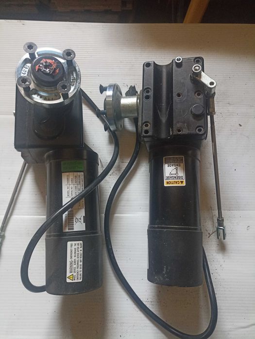 Części do wózków inwalidzkich elektrycznych.