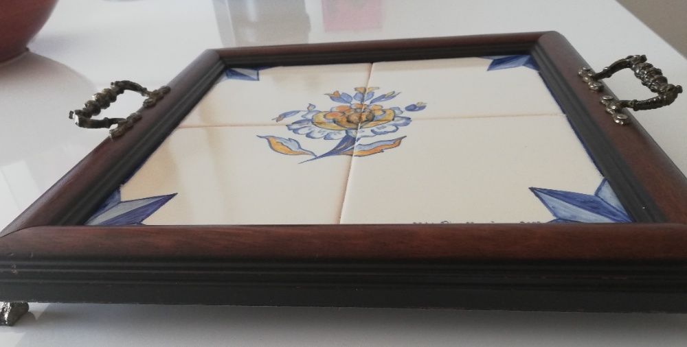 Vários artigos em azulejo (desde 12,5€)