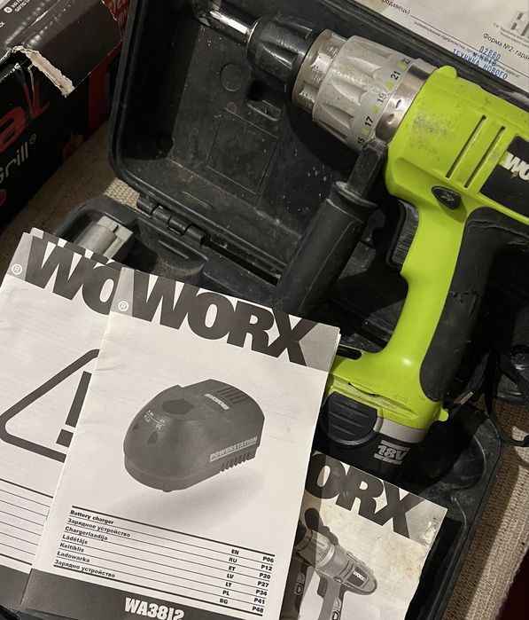 Дрель шуруповерт Worx WU162