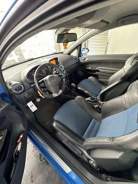 Opel Corsa 1.6T  192cv